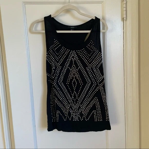 💥🎉HP🎉💥 Forever 21 Black Stretch Racerback Scoop Neck Tank Gold Silver Studs - Picture 2 of 11